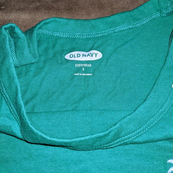 Old Navy Two Of A Kind Green T-shirt - Picture 2 of 4